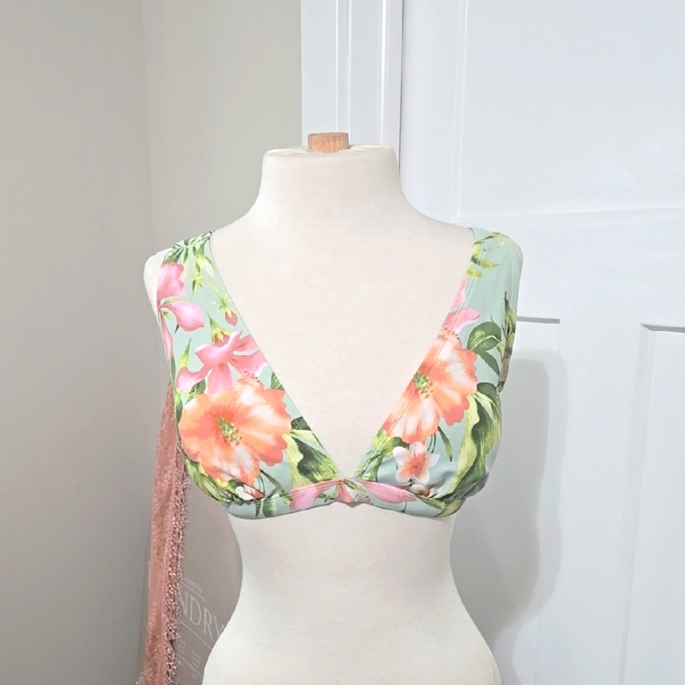 Floral V-Neck Bikini Top